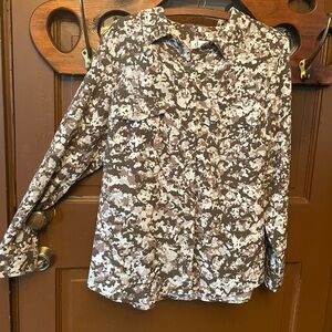 Men’s large Brown and White Camouflage Button-Up Shirt